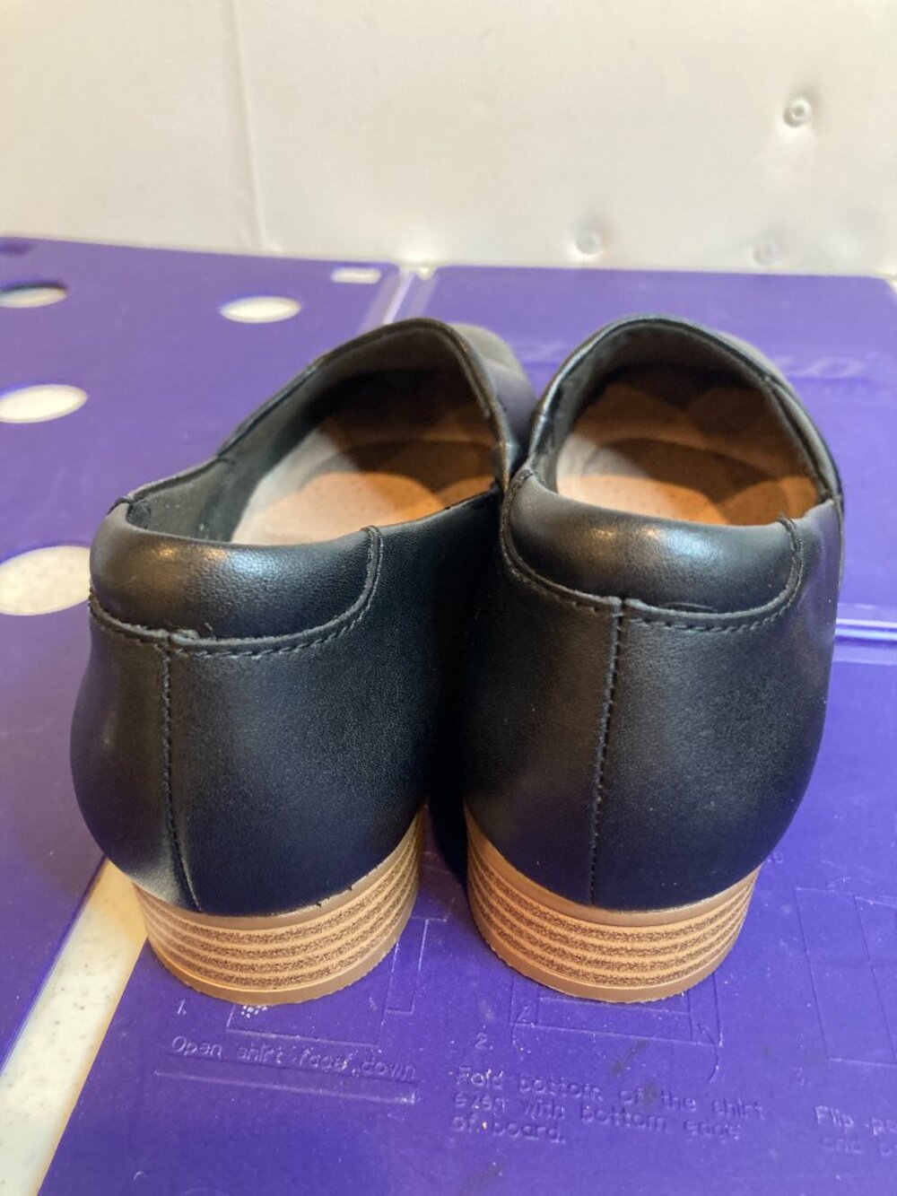 CLARKS COLLECTION LEATHER SLIP ON WOMENS SIZE 7 - Picture 6 of 7